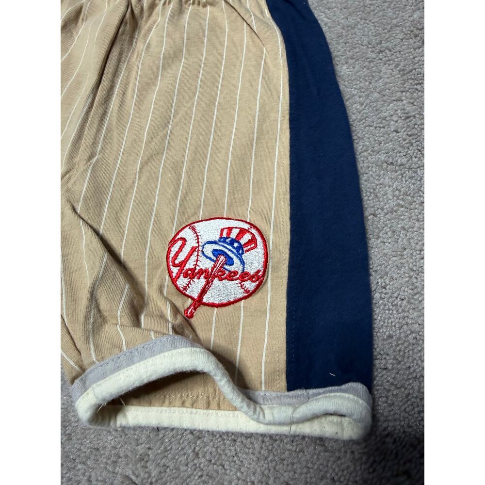 Vintage MLB Yankees 4T Two Piece Matching Set Navy Tan - Picture 4 of 10